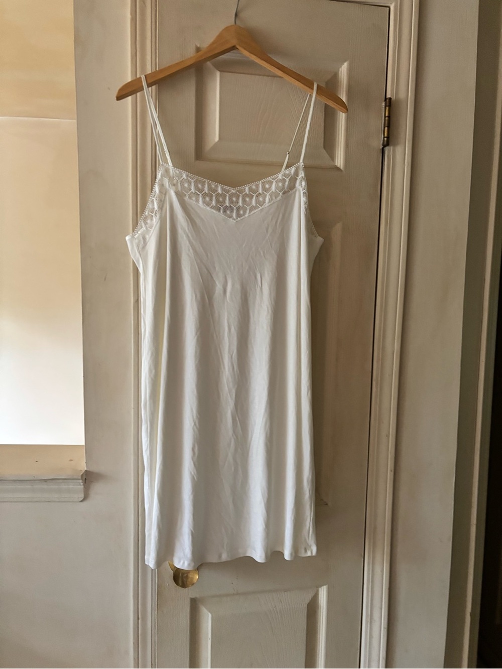 Hanro White Lace-Trim  Cotton Slip